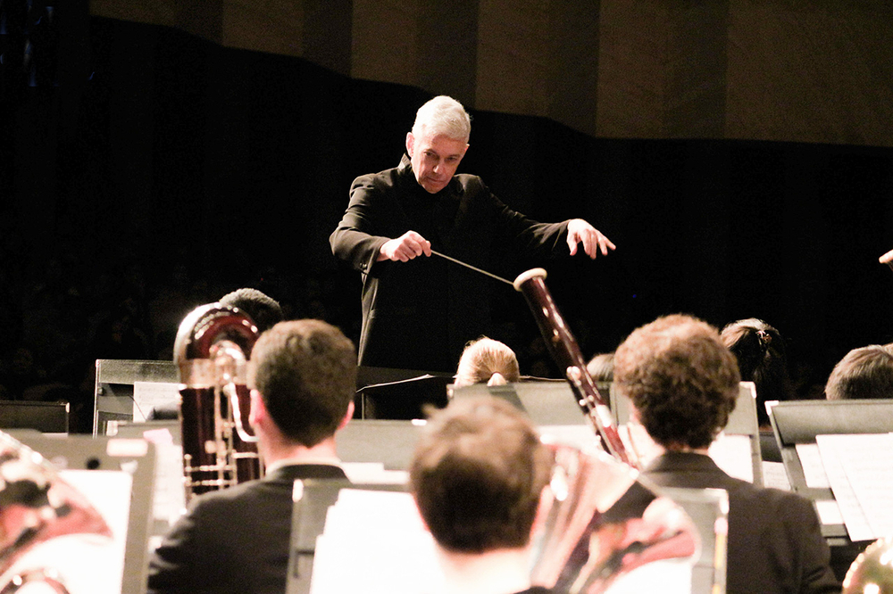 Timothy Salzman教授指挥