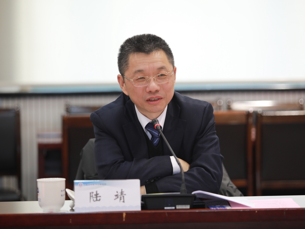 陆靖校长一行走访长江引航中心并看望校友