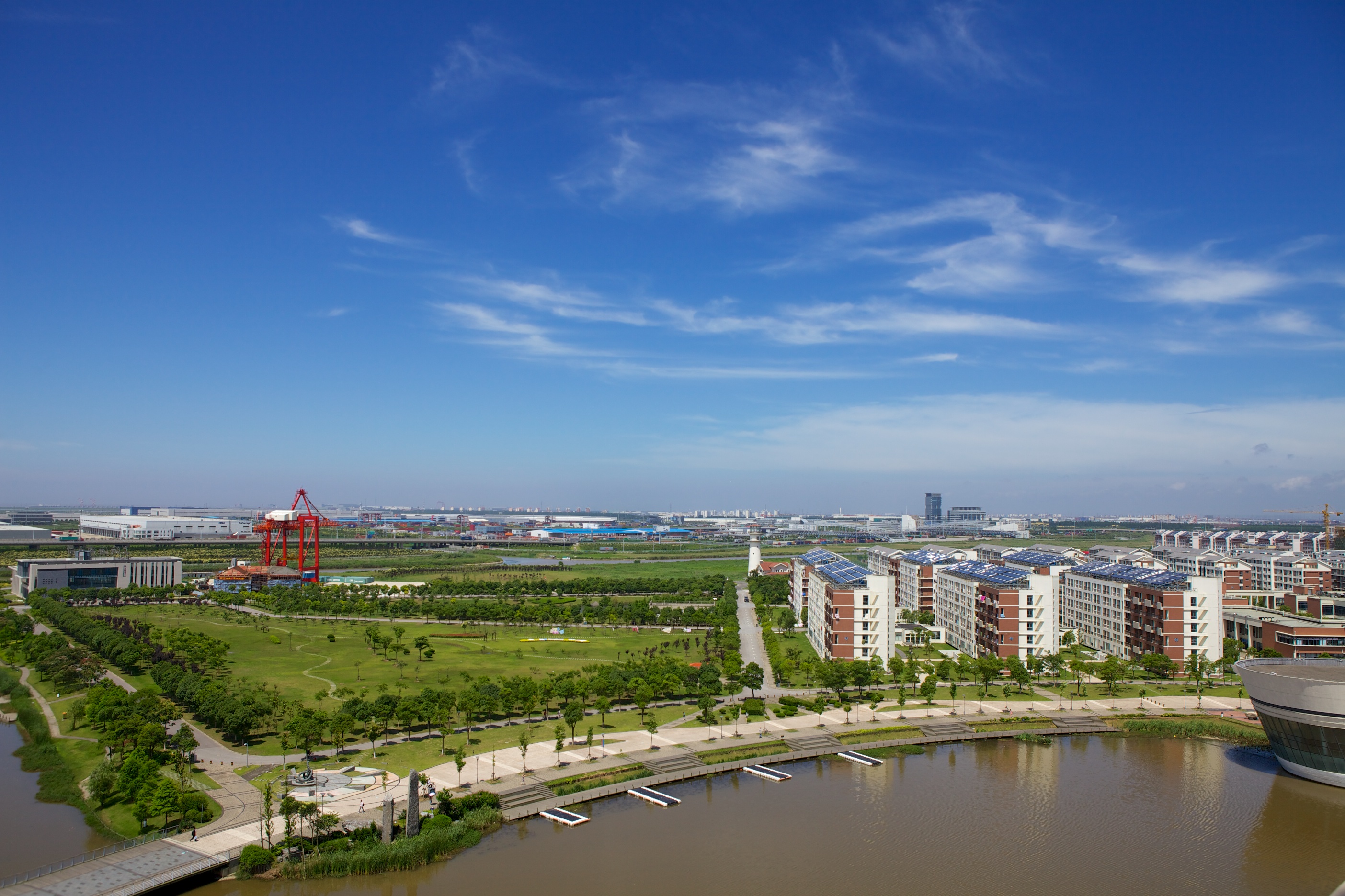 俯瞰校园