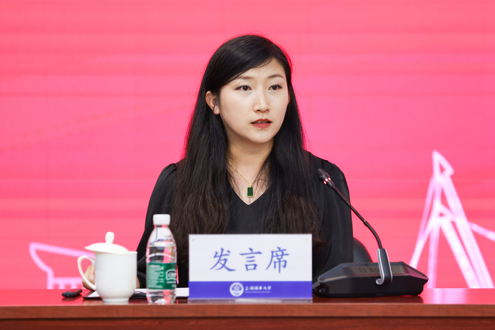 青年教师代表付蔷交流发言