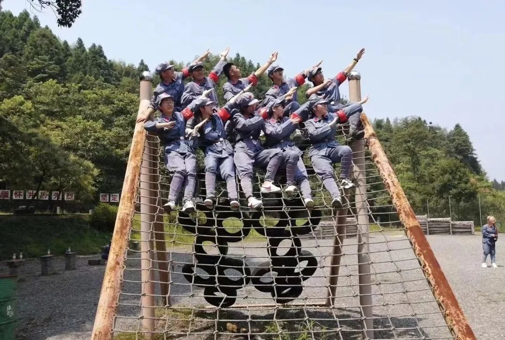  钟嘉怡参加学校学生干部培训