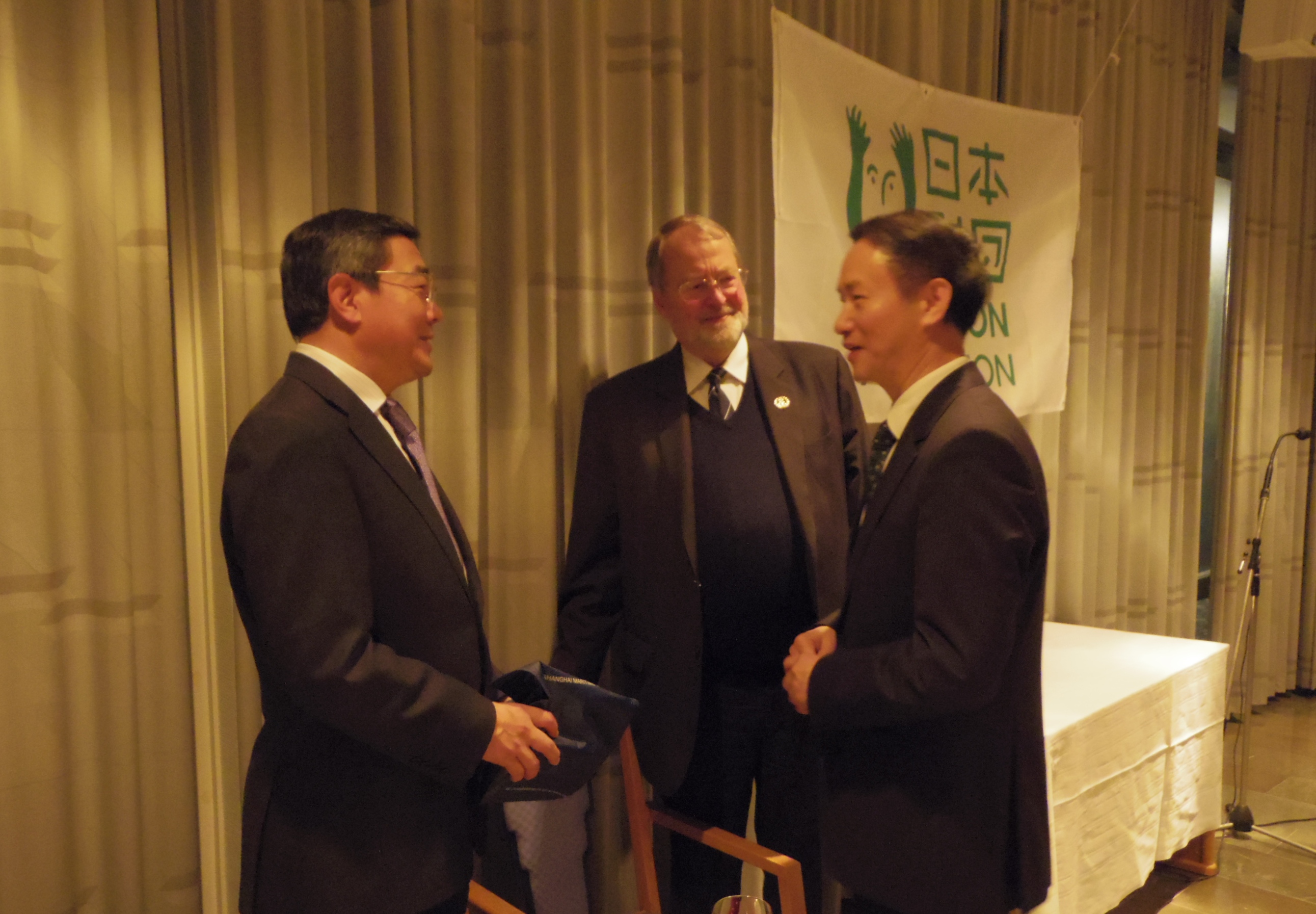 金永兴副校长参加世界海事大学12届毕业典礼 上海海事大学